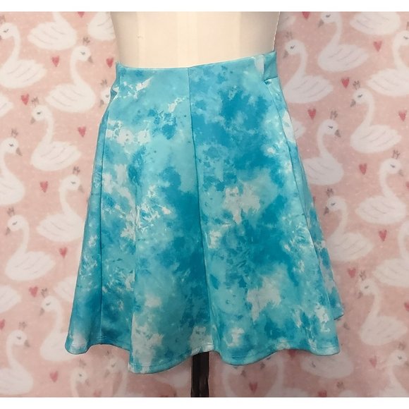 Decree 2 Piece Tie Dye Skirt Set - Picture 8 of 13